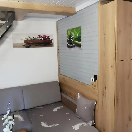 Ferienwohnung Cosy Retreat Catez Catez ob Savi Exterior foto