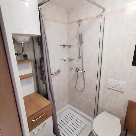 Ferienwohnung Cosy Retreat Catez Catez ob Savi Exterior foto